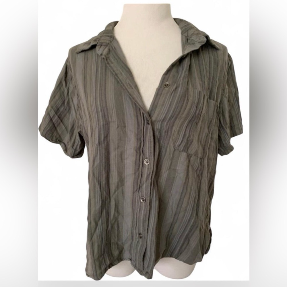 Vanilla Star Men's Casual Gray Button Down Shirt